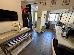 Dining Area- click for photo gallery